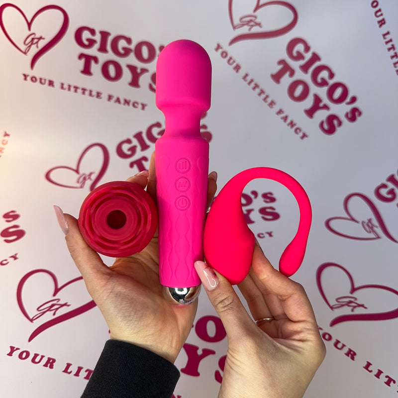 Combo Deluxe Vibrazioni e Piacere - Wand, Succhia Clitoride e Vibratore a Distanza